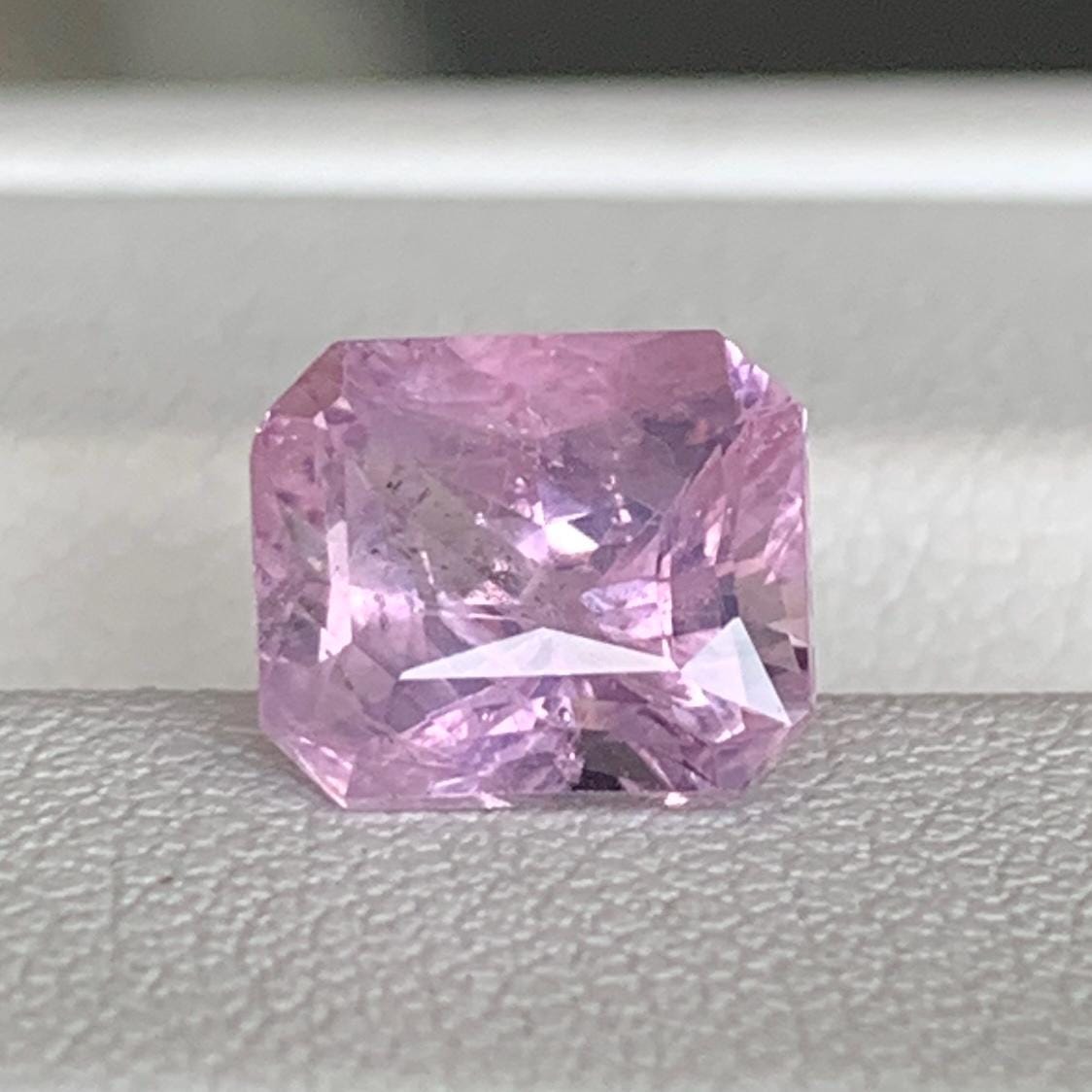 Pink Sapphire 2.84ct Unheated  Natural Radiant Cut Pink Sapphire Gemstone for Fine Jewelry