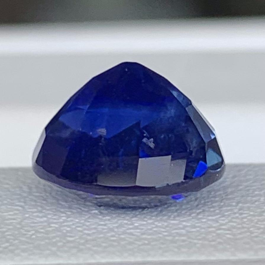 Royal Blue Sapphire 3.57ct Unheated  Natural Oval Cut Blue Sapphire Gemstone for Fine Jewelry