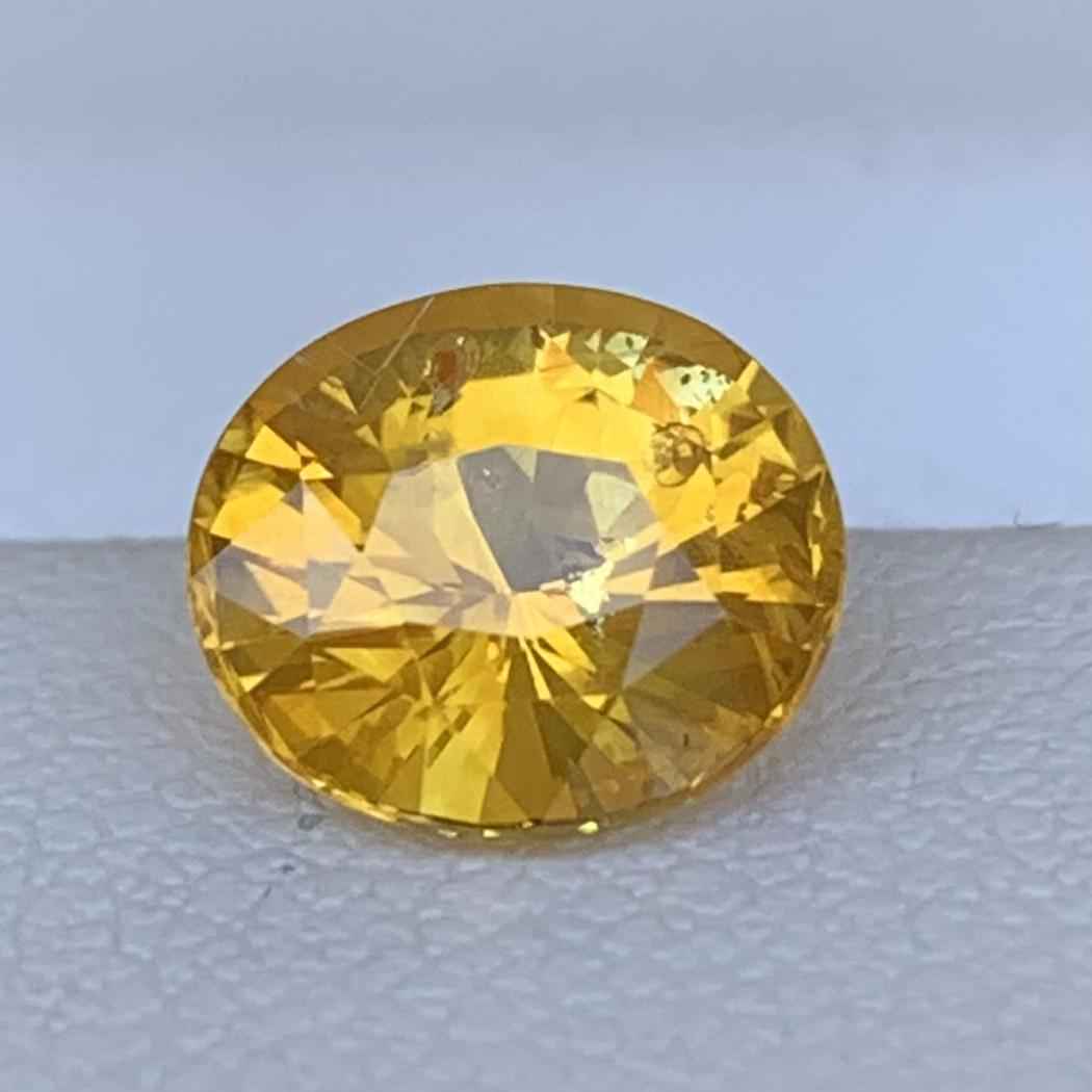 Yellow Sapphire 2.16ct Heated  Natural Oval Cut Golden Sapphire Gemstone for Fine Jewelry