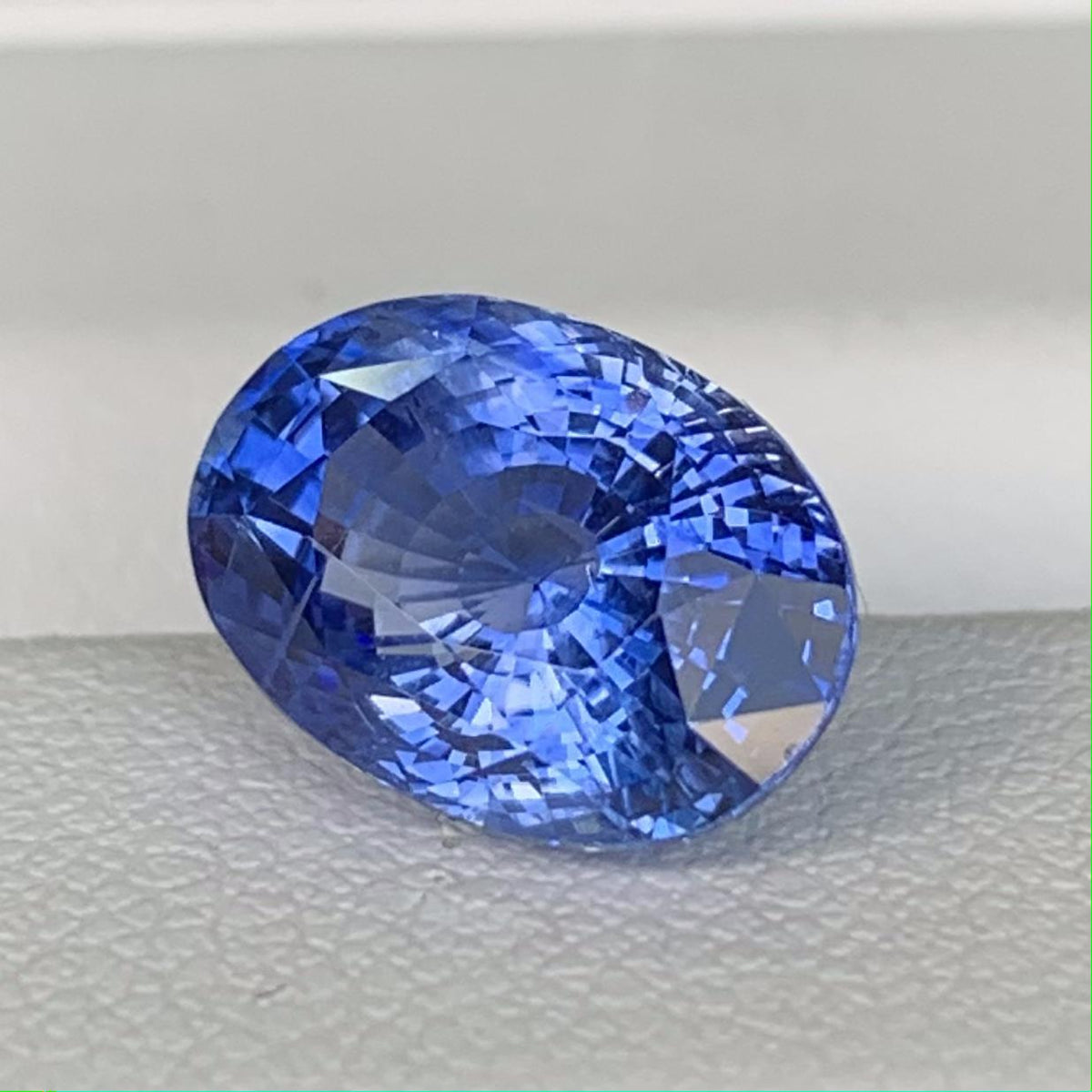 Blue Sapphire 4.10ct Heated  Natural Oval Cut Blue Sapphire Gemstone for Fine Jewelry