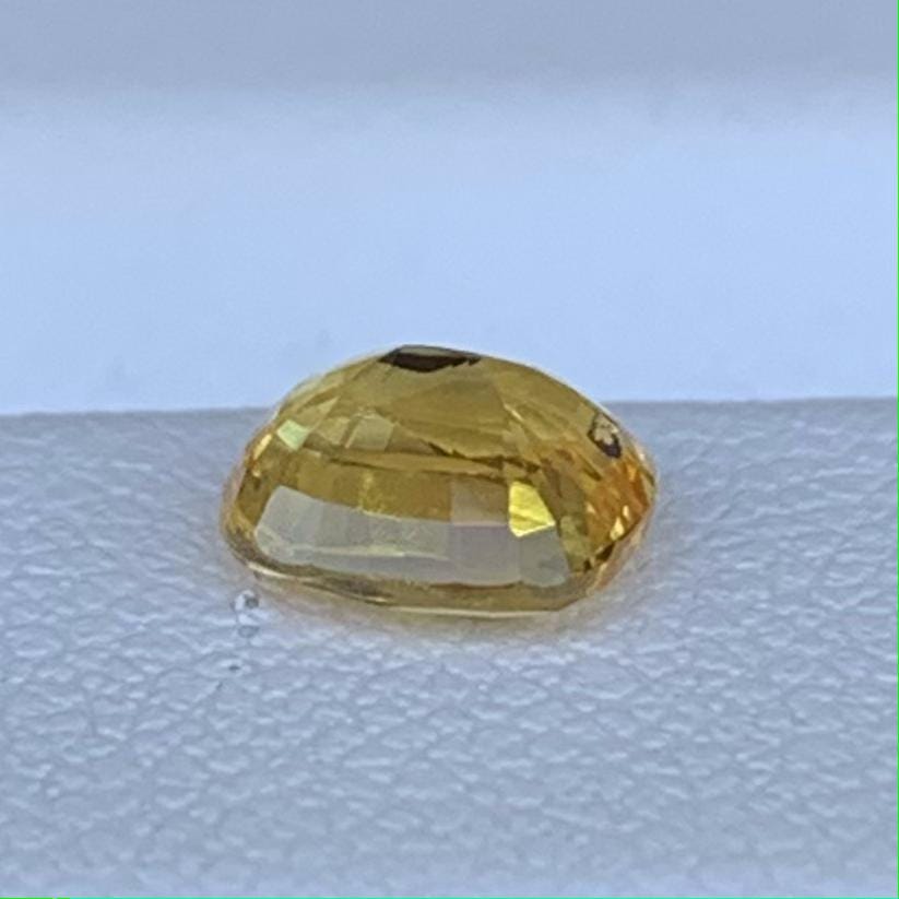 Yellow Sapphire 1.01ct Heated  Natural Cushion Cut Golden Sapphire Gemstone for Fine Jewelry