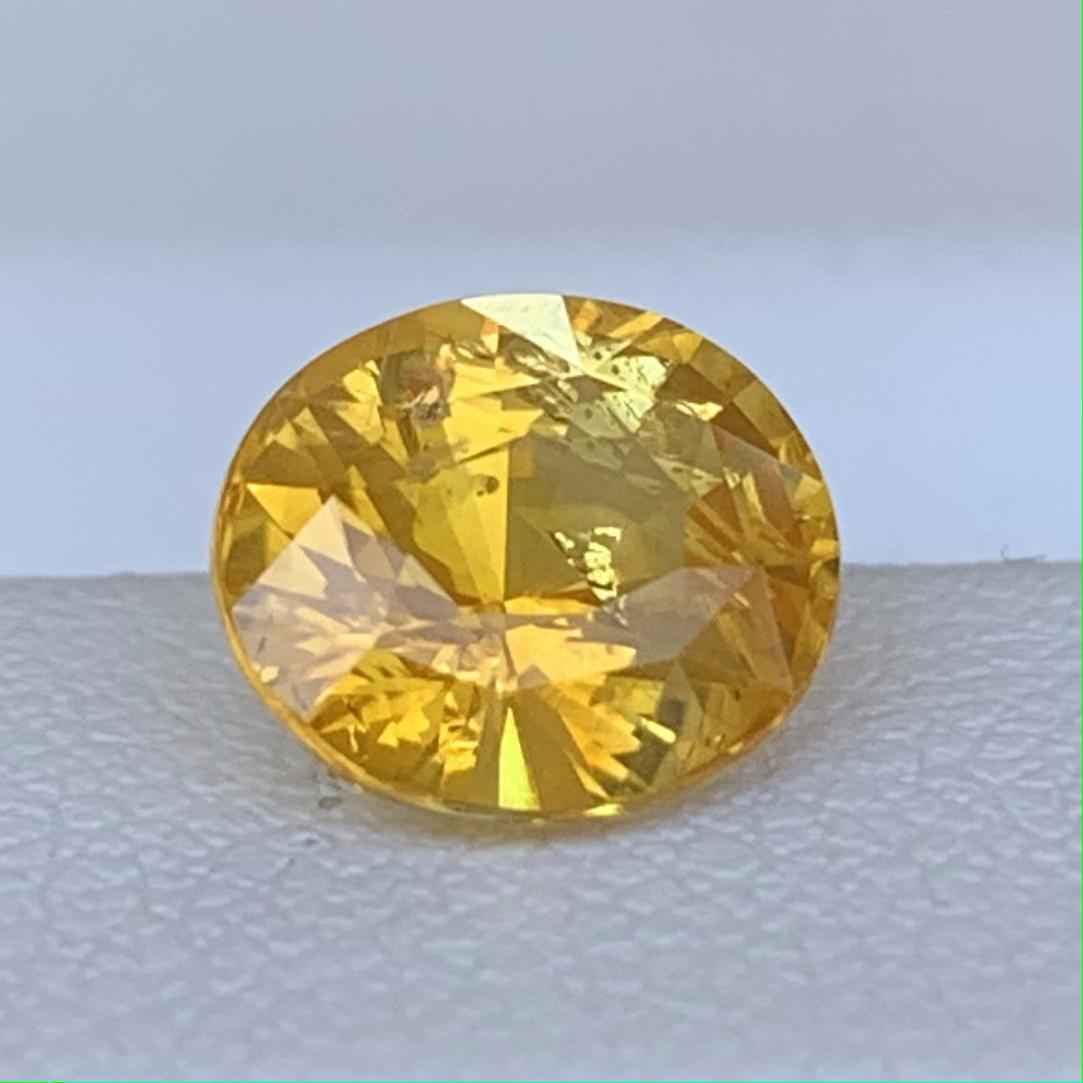 Yellow Sapphire 2.16ct Heated  Natural Oval Cut Golden Sapphire Gemstone for Fine Jewelry