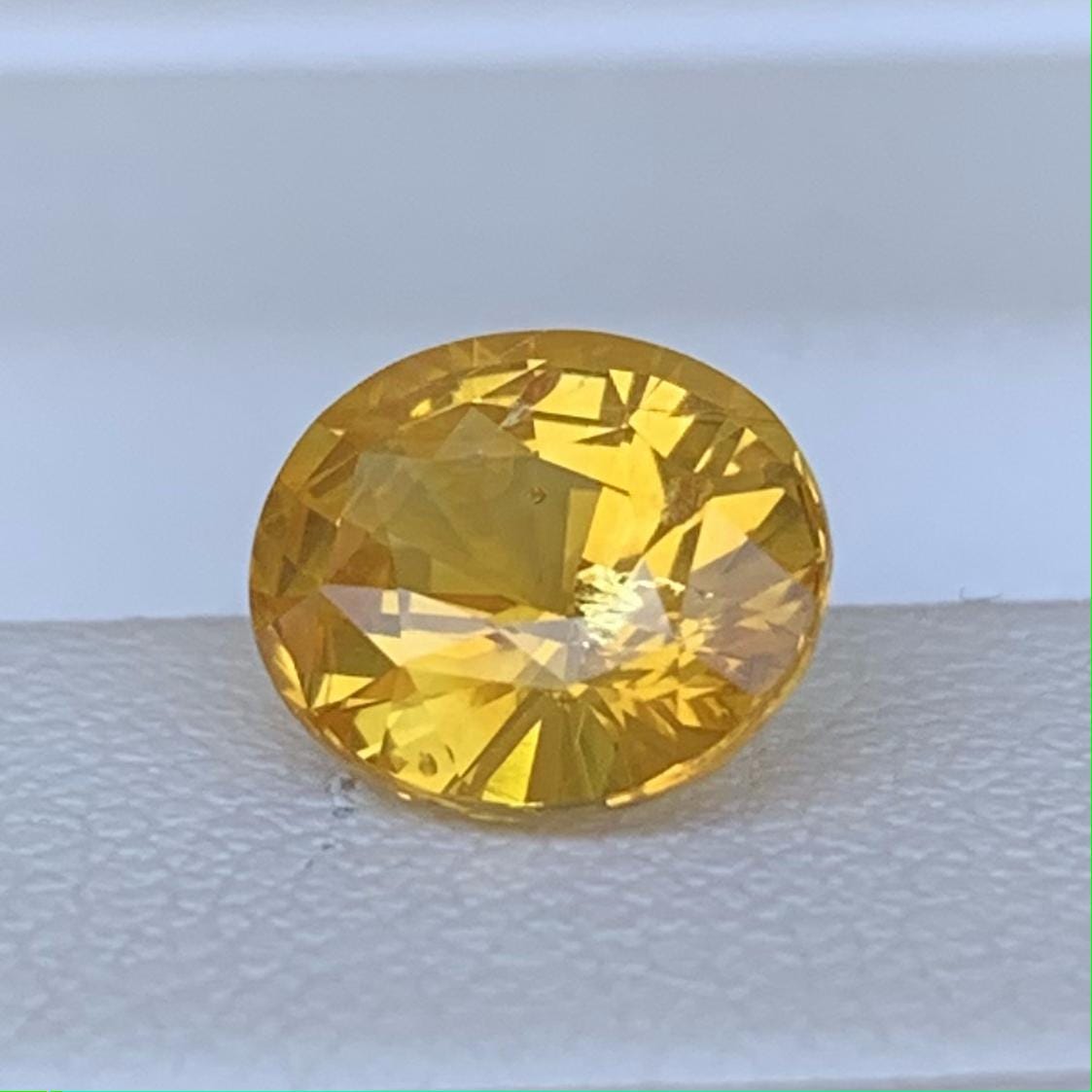 Yellow Sapphire 2.16ct Heated  Natural Oval Cut Golden Sapphire Gemstone for Fine Jewelry