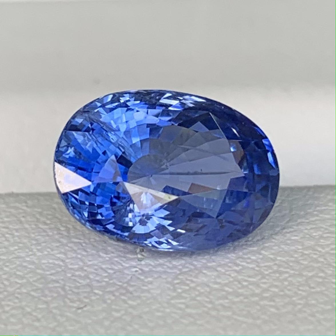 Blue Sapphire 4.10ct Heated  Natural Oval Cut Blue Sapphire Gemstone for Fine Jewelry