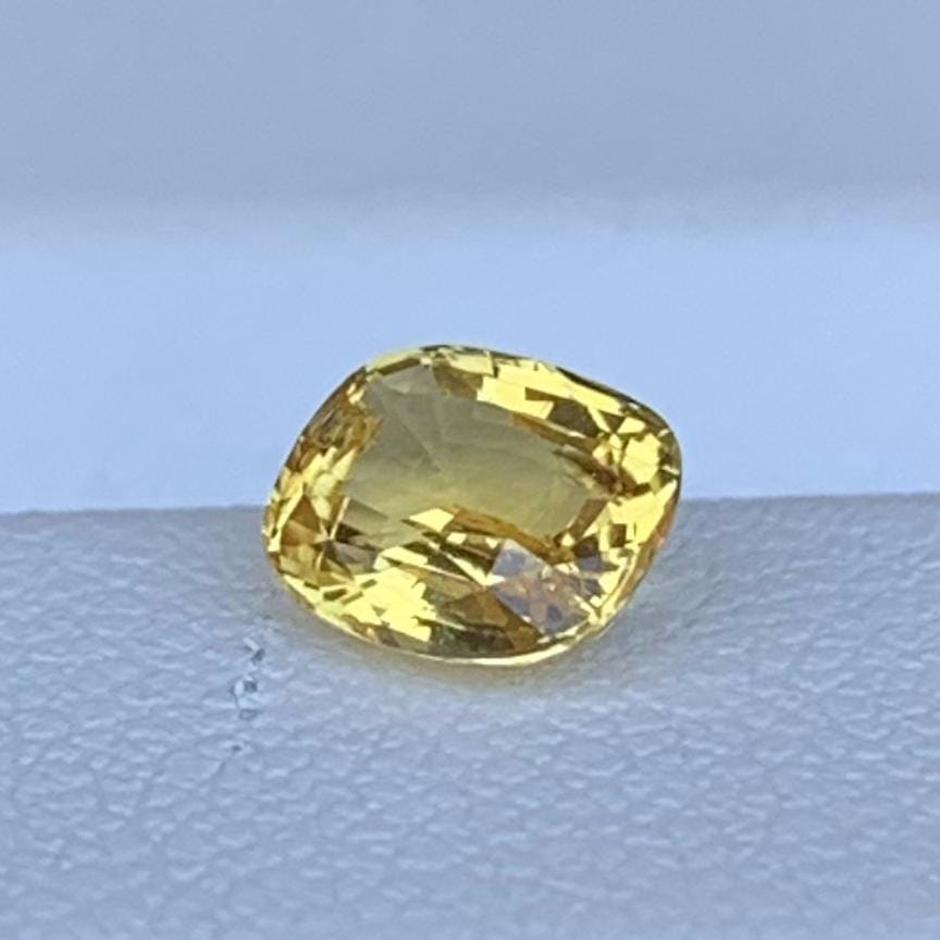 Yellow Sapphire 1.01ct Heated  Natural Cushion Cut Golden Sapphire Gemstone for Fine Jewelry
