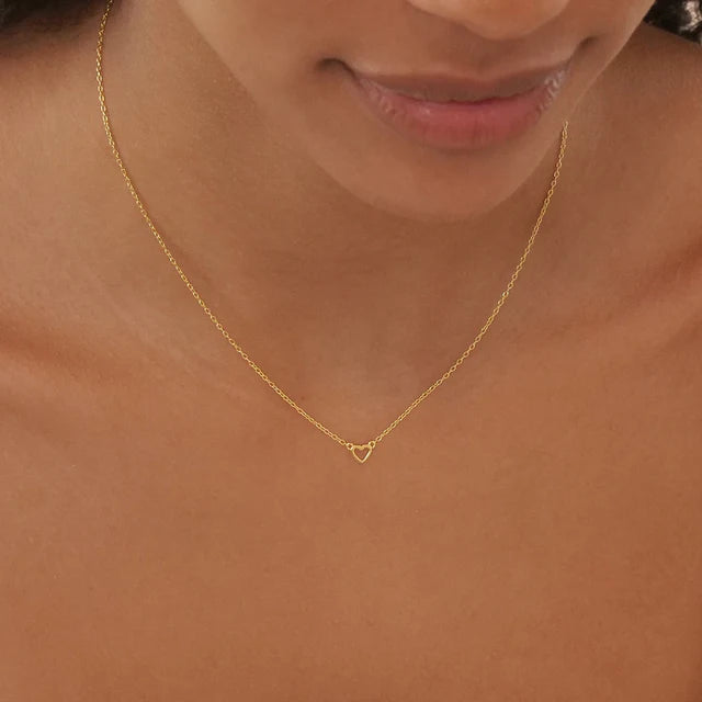 Classic Heart Necklace - Baza Boutique