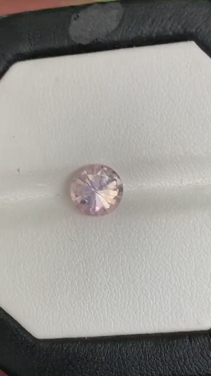 Peach Sapphire 2.06 Carats , Natural Peach Sapphire,Ceylon Sapphire,Corundum Sapphire,Sapphire engagement ring,Peach Sapphire Gemstone