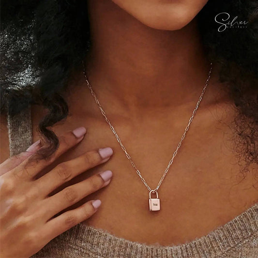 Personalized Name Lock Necklace - Elegant and Customizable - Baza Boutique 